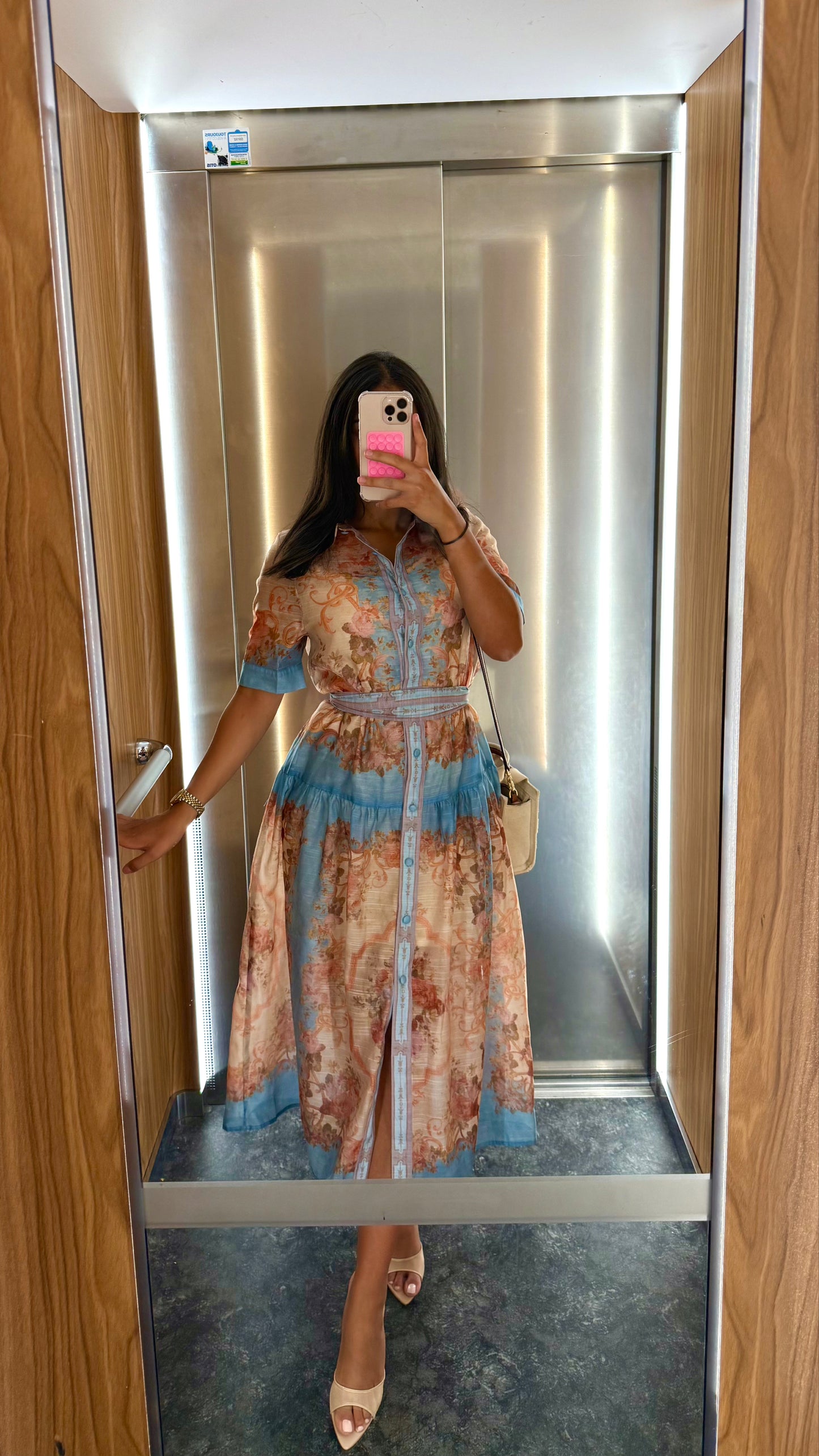 Robe Zinaya